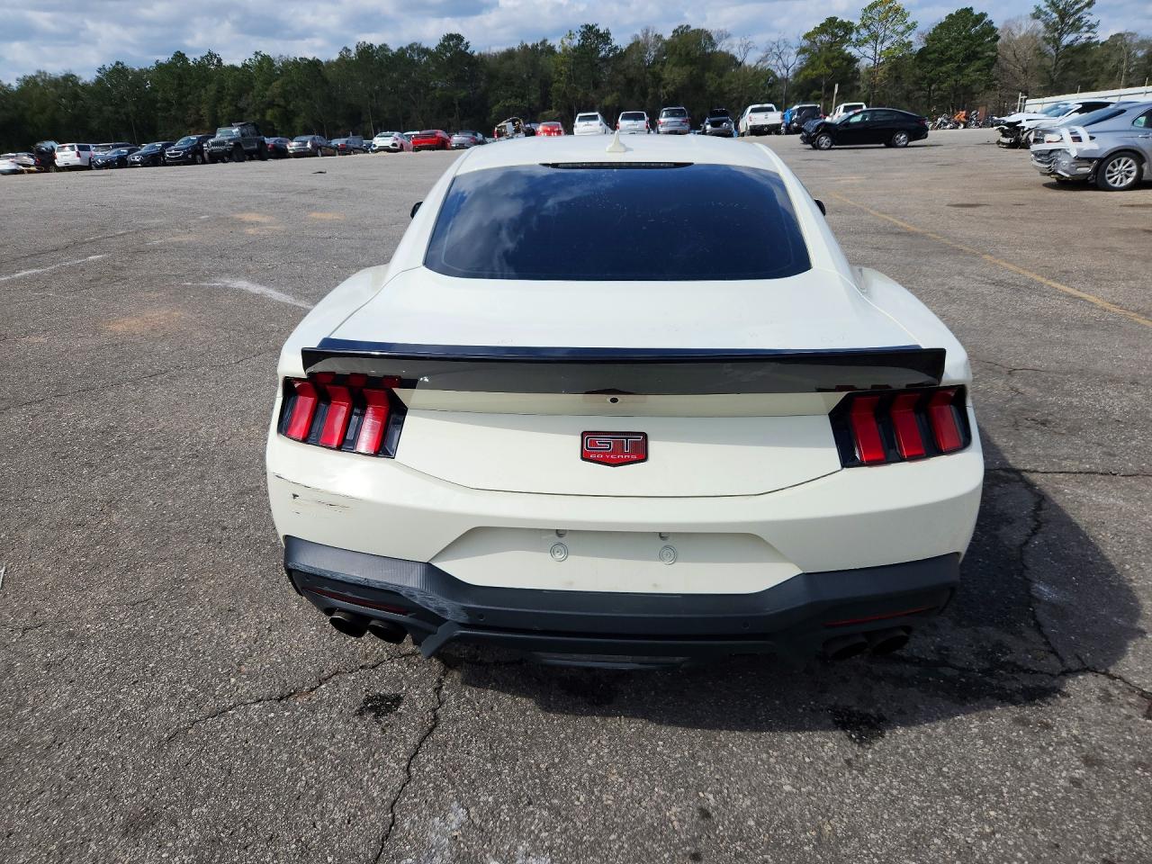 2025 FORD MUSTANG GT photo 11