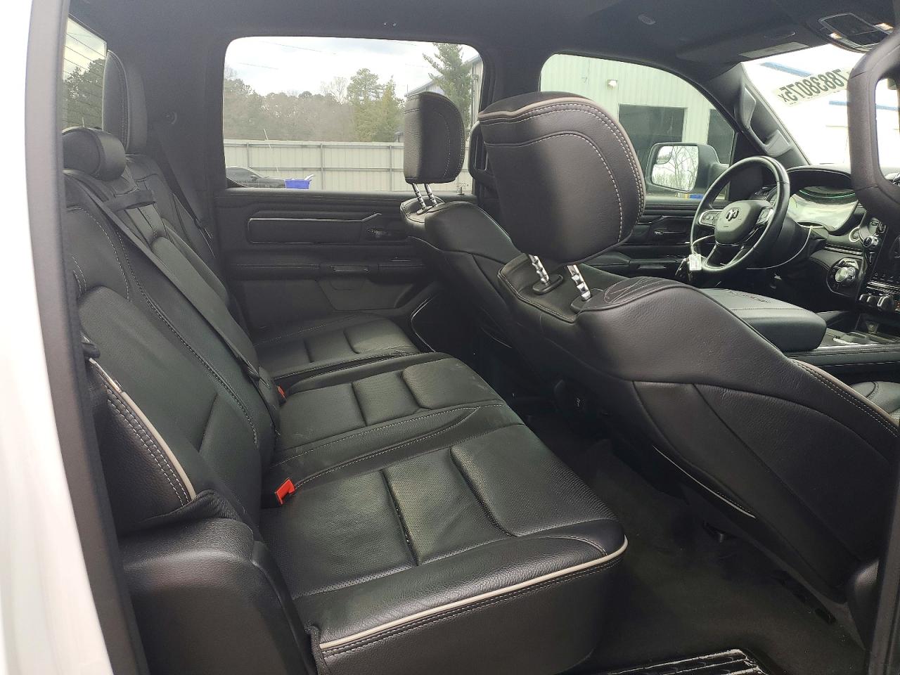 2023 RAM 1500 LIMITED photo 10