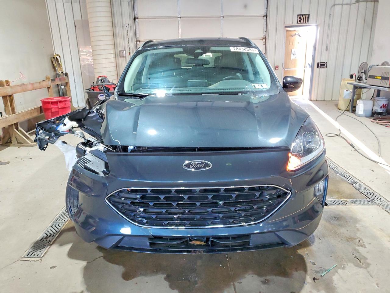 2022 FORD ESCAPE SEL photo 9