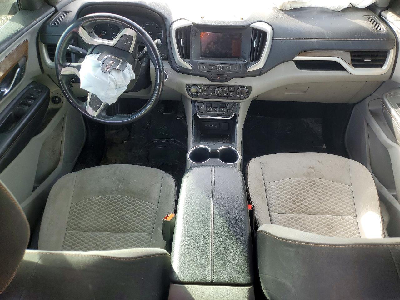 2018 GMC TERRAIN SLE photo 15