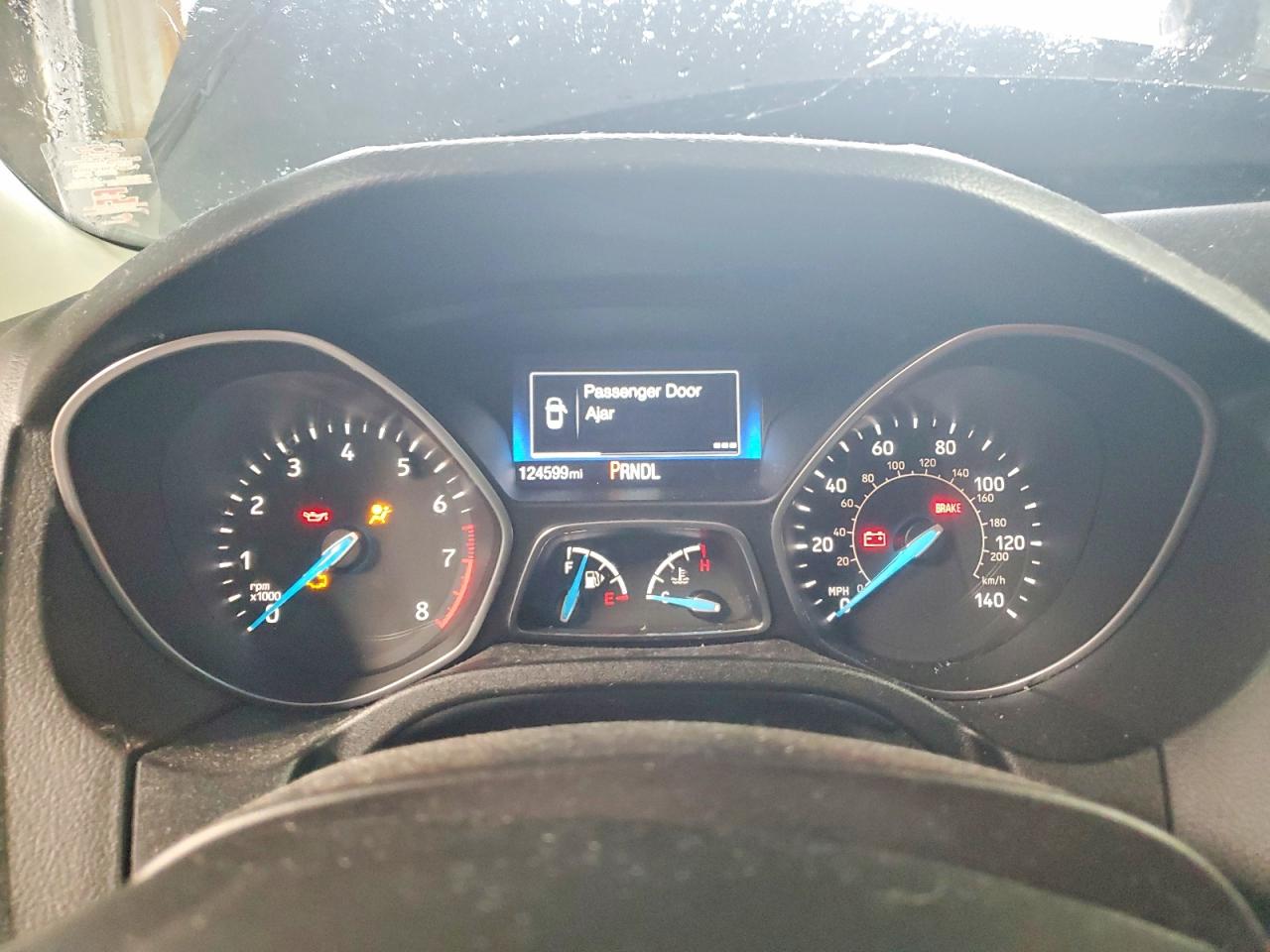 2017 FORD FOCUS SE photo 9