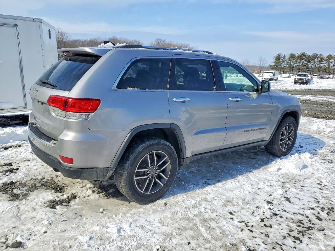 2019 JEEP GRAND CHEROKEE LIMITED photo 5