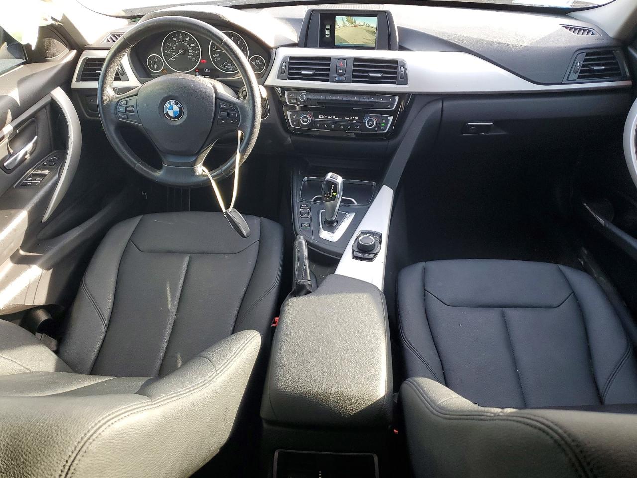 2018 BMW 320 I photo 22