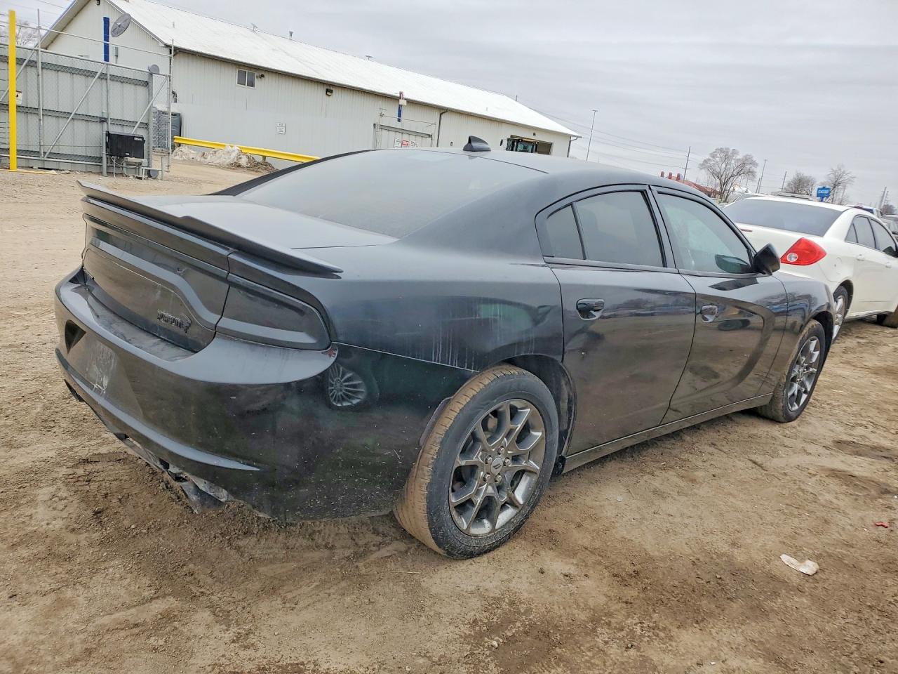 2017 DODGE CHARGER SXT photo 5