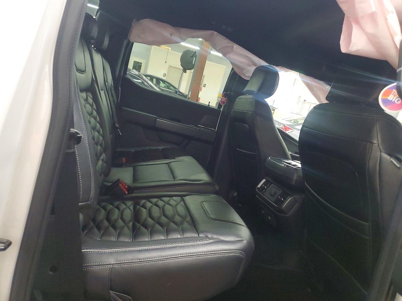 2024 FORD F150 XLT photo 19