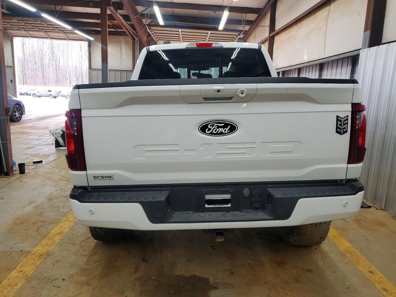2024 FORD F150 XLT photo 11
