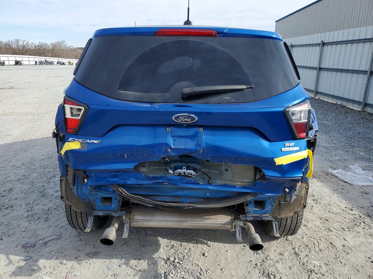 2017 FORD ESCAPE SE photo 6