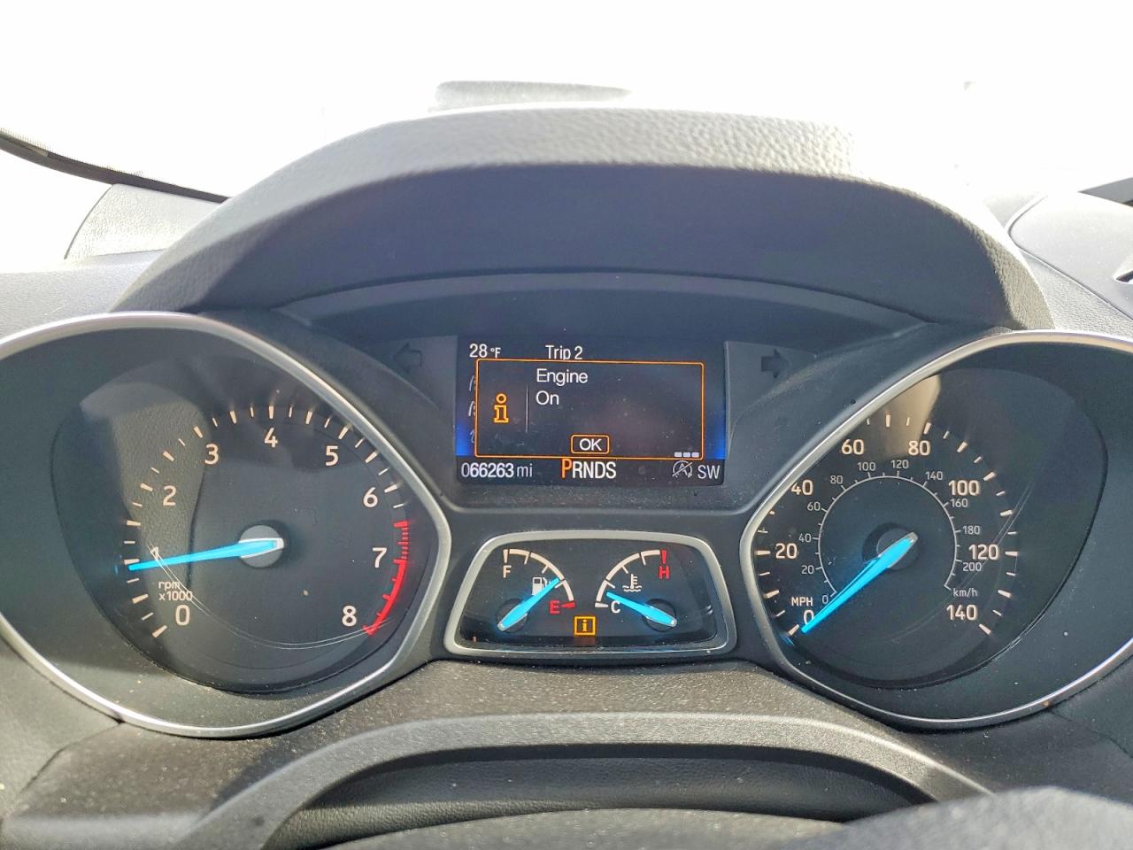 2017 FORD ESCAPE SE photo 9