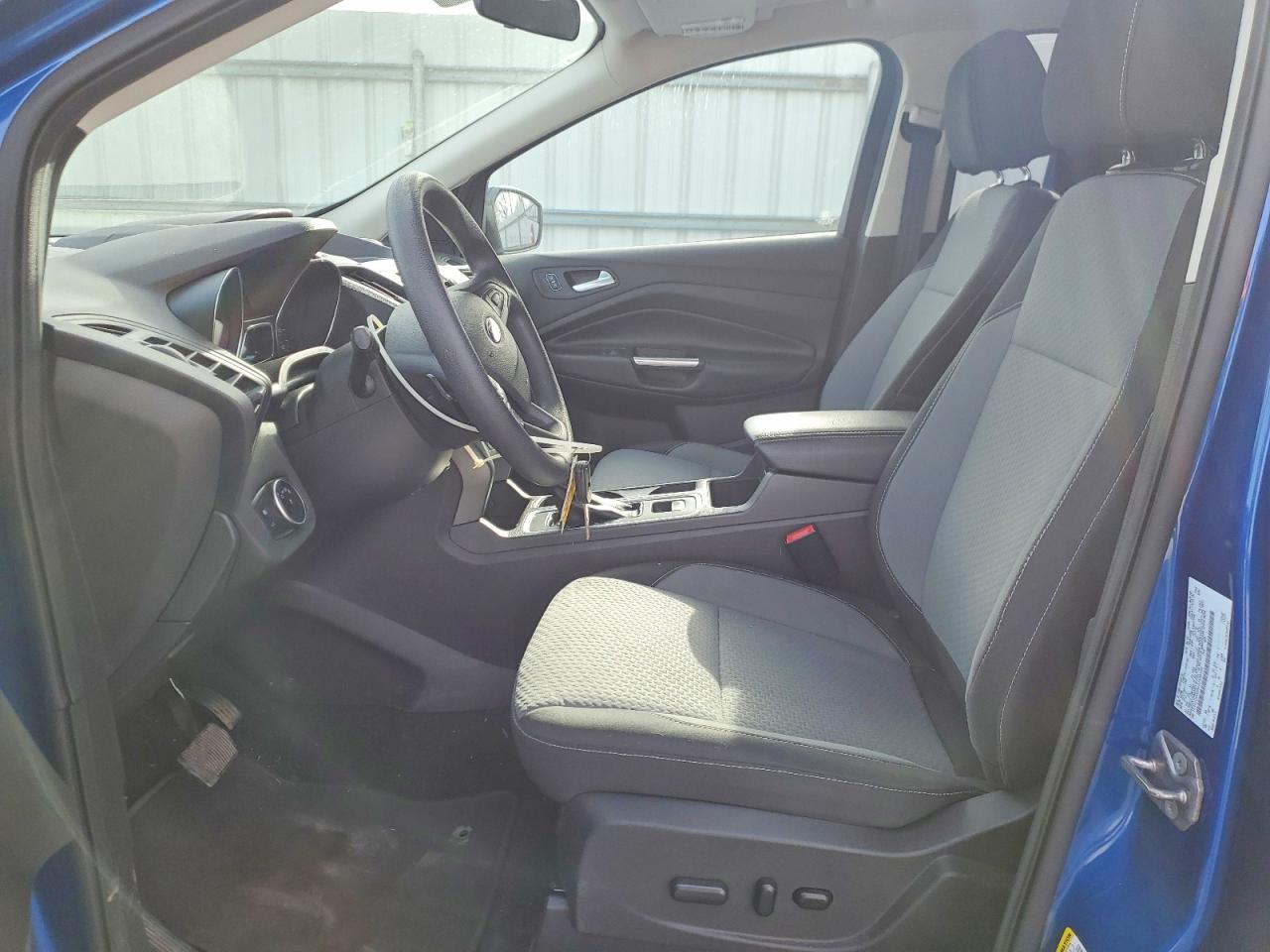 2017 FORD ESCAPE SE photo 7