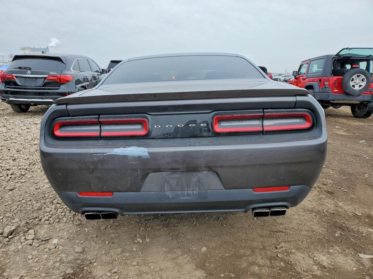 2016 DODGE CHALLENGER R photo 11