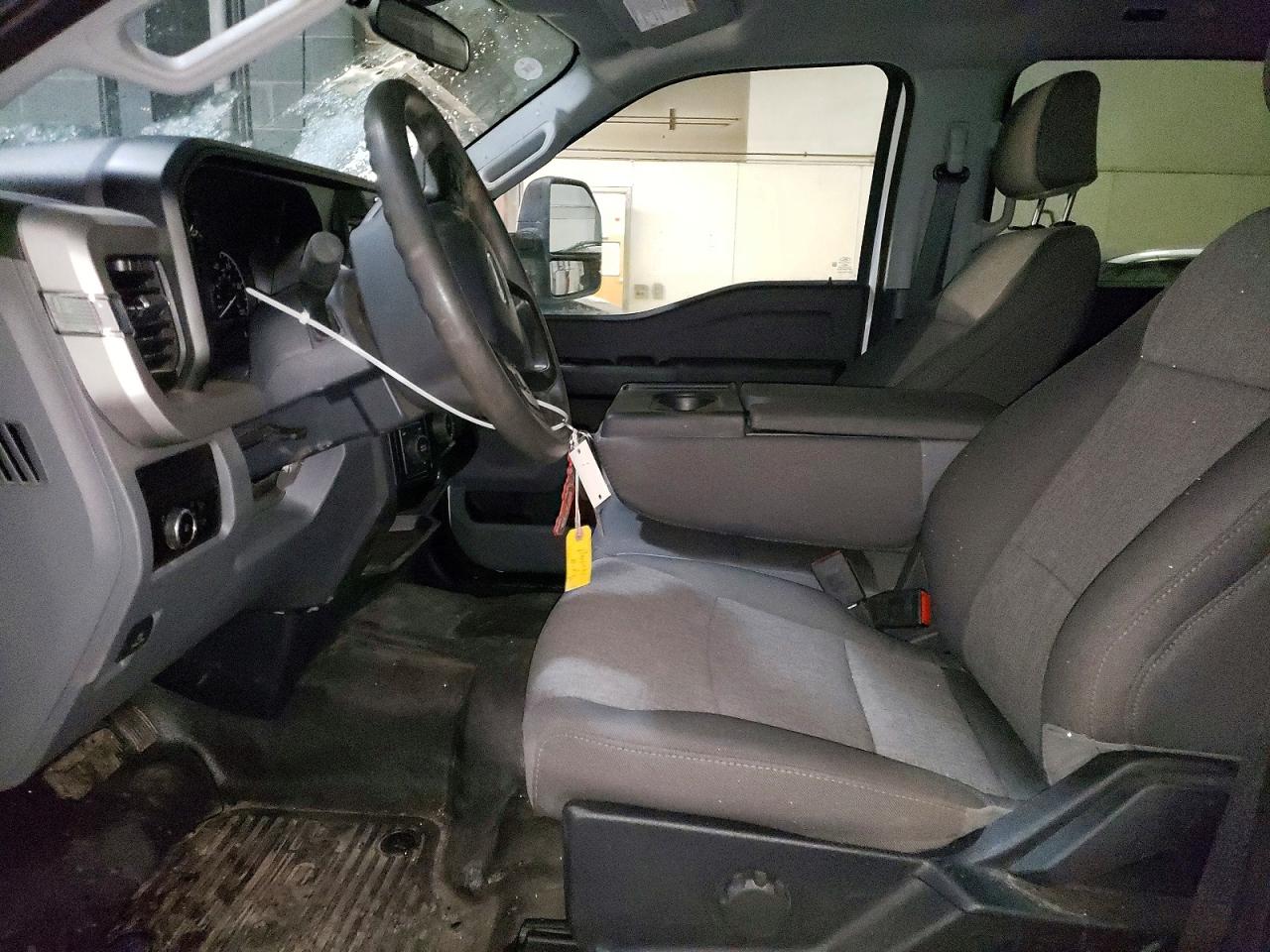 2024 FORD F550 SUPER DUTY TRUCK CAB AND CHASSIS photo 7
