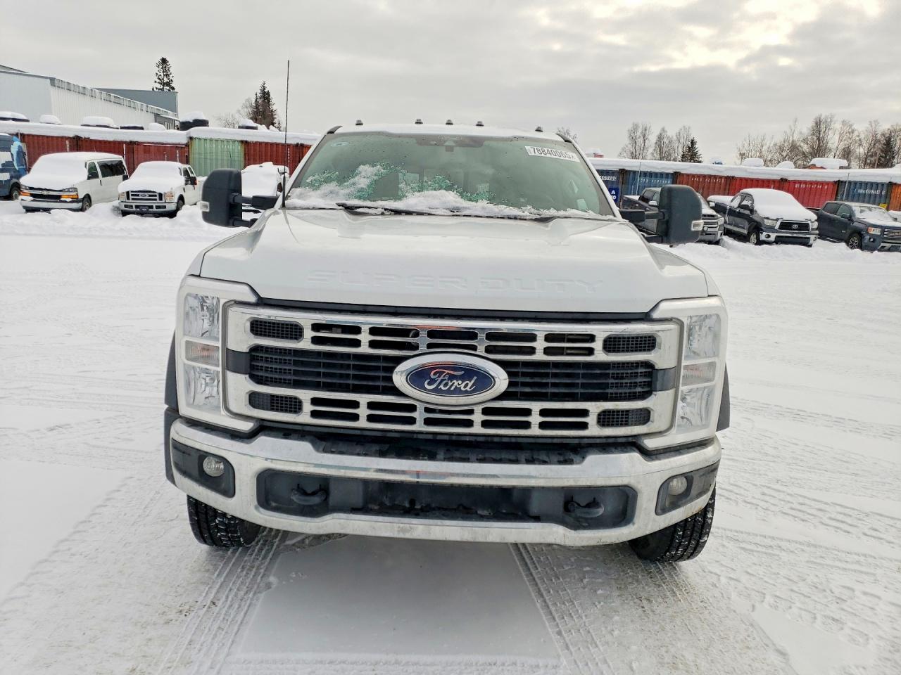 2024 FORD F550 SUPER DUTY TRUCK CAB AND CHASSIS photo 5