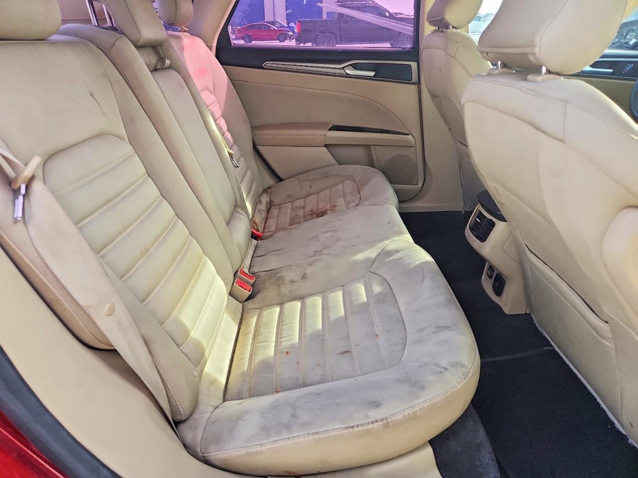 2015 FORD FUSION SE HYBRID photo 28