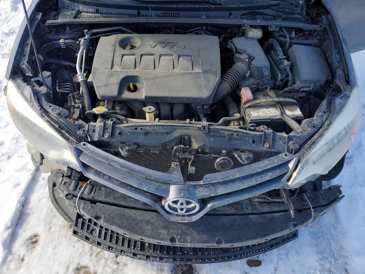 2015 TOYOTA COROLLA L photo 31
