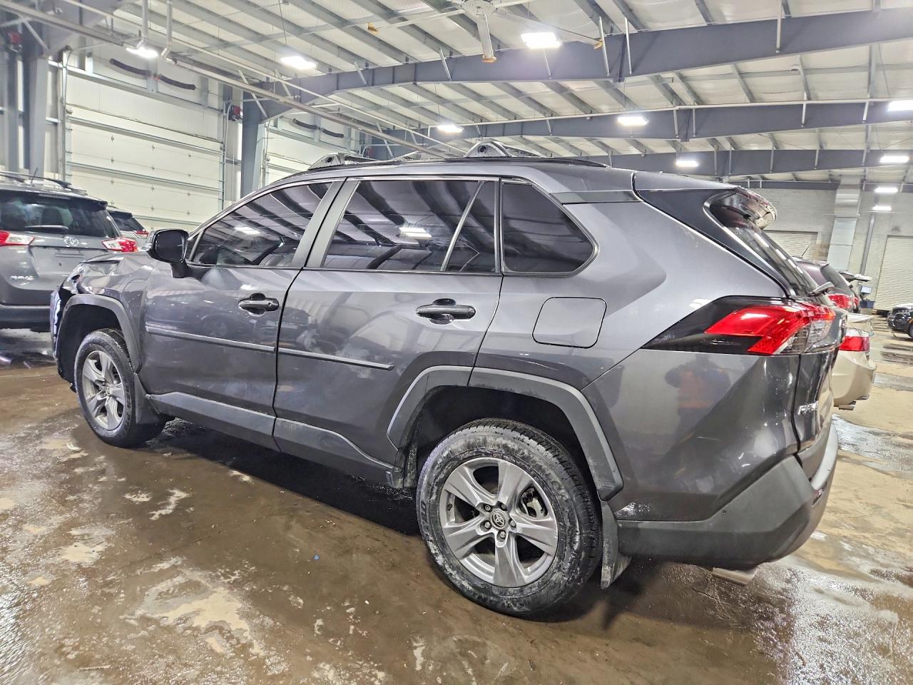 2024 TOYOTA RAV4 XLE photo 2