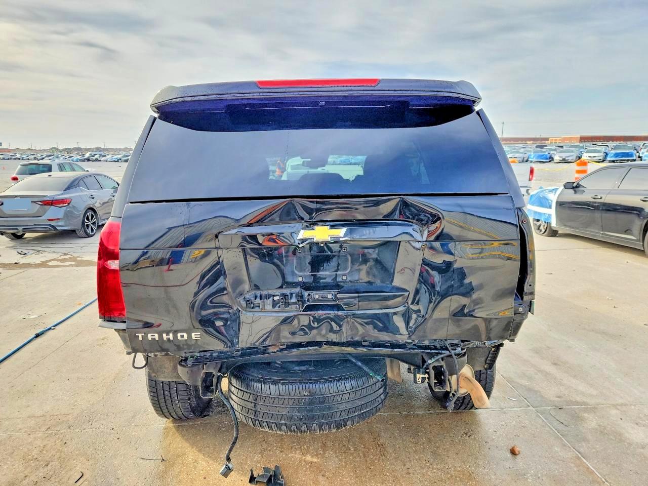 2020 CHEVROLET TAHOE K1500 LT photo 16