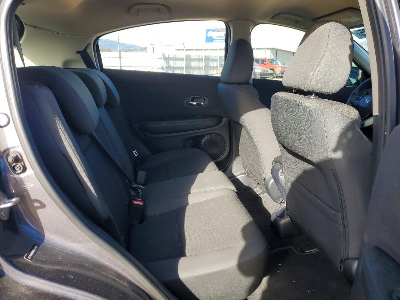 2019 HONDA HR-V LX photo 28