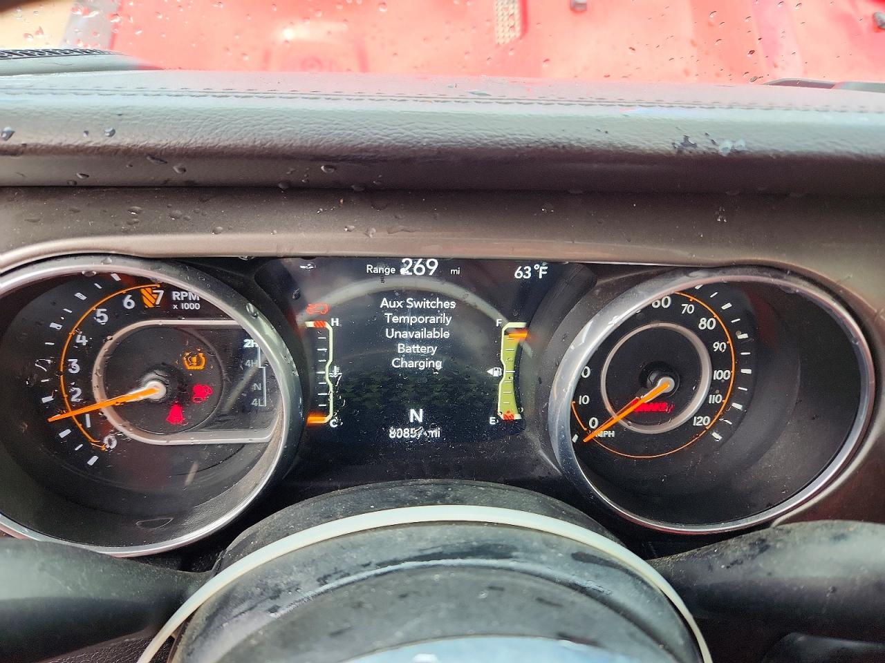 2018 JEEP WRANGLER UNLIMITED SAHARA photo 25
