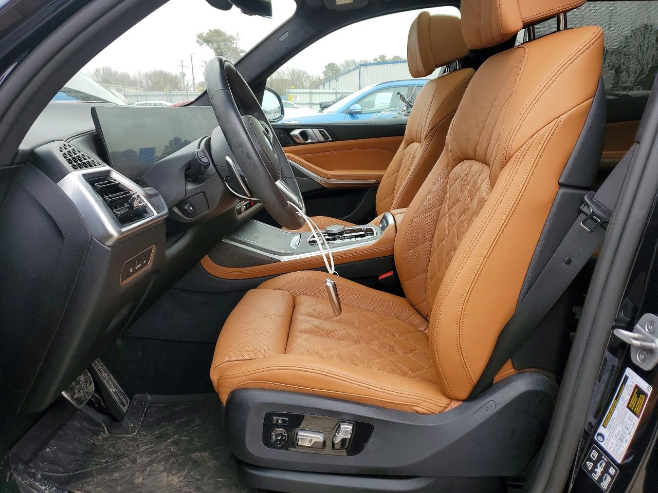 2025 BMW X7 XDRIVE40I photo 7