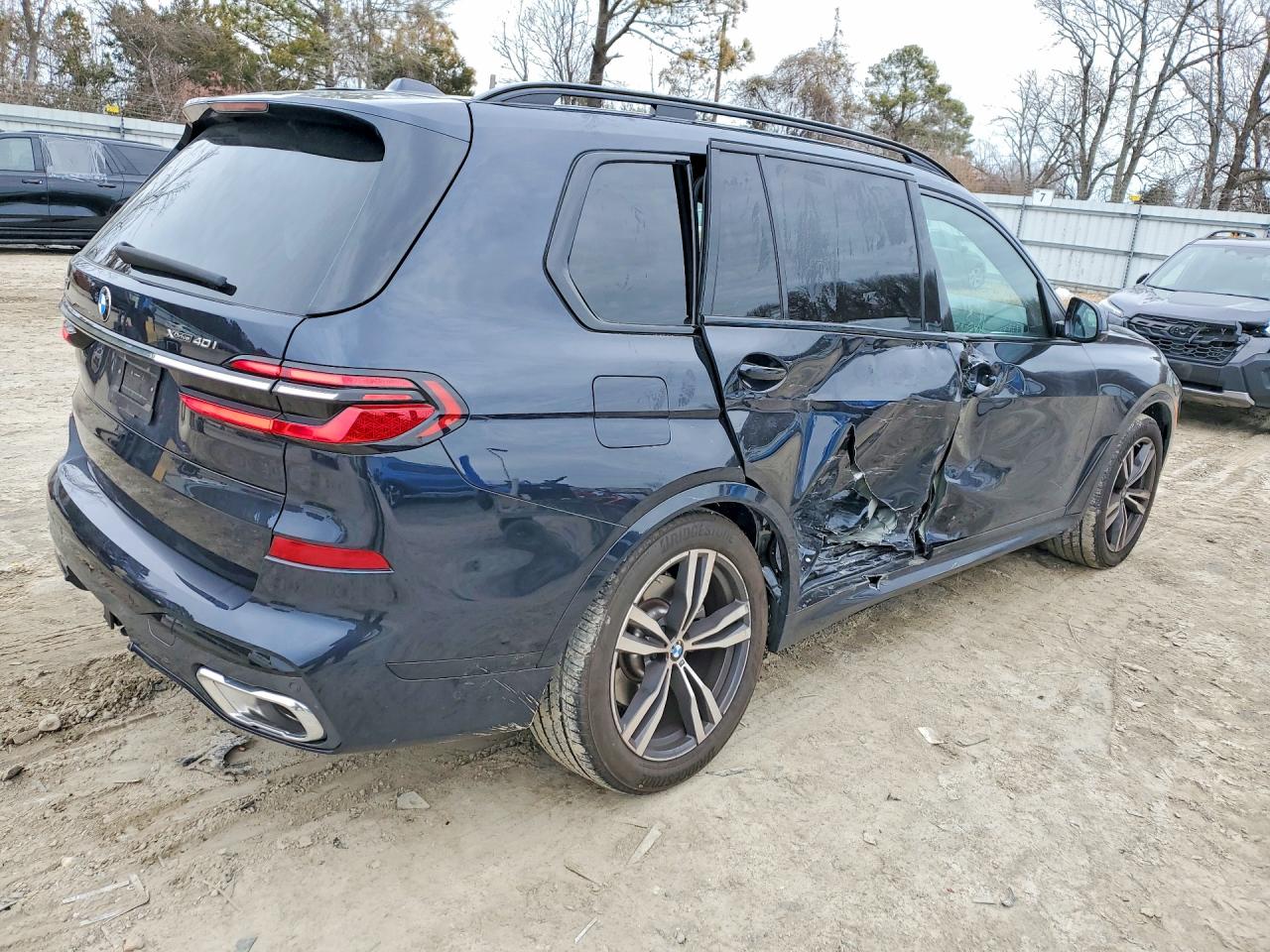 2025 BMW X7 XDRIVE40I photo 3
