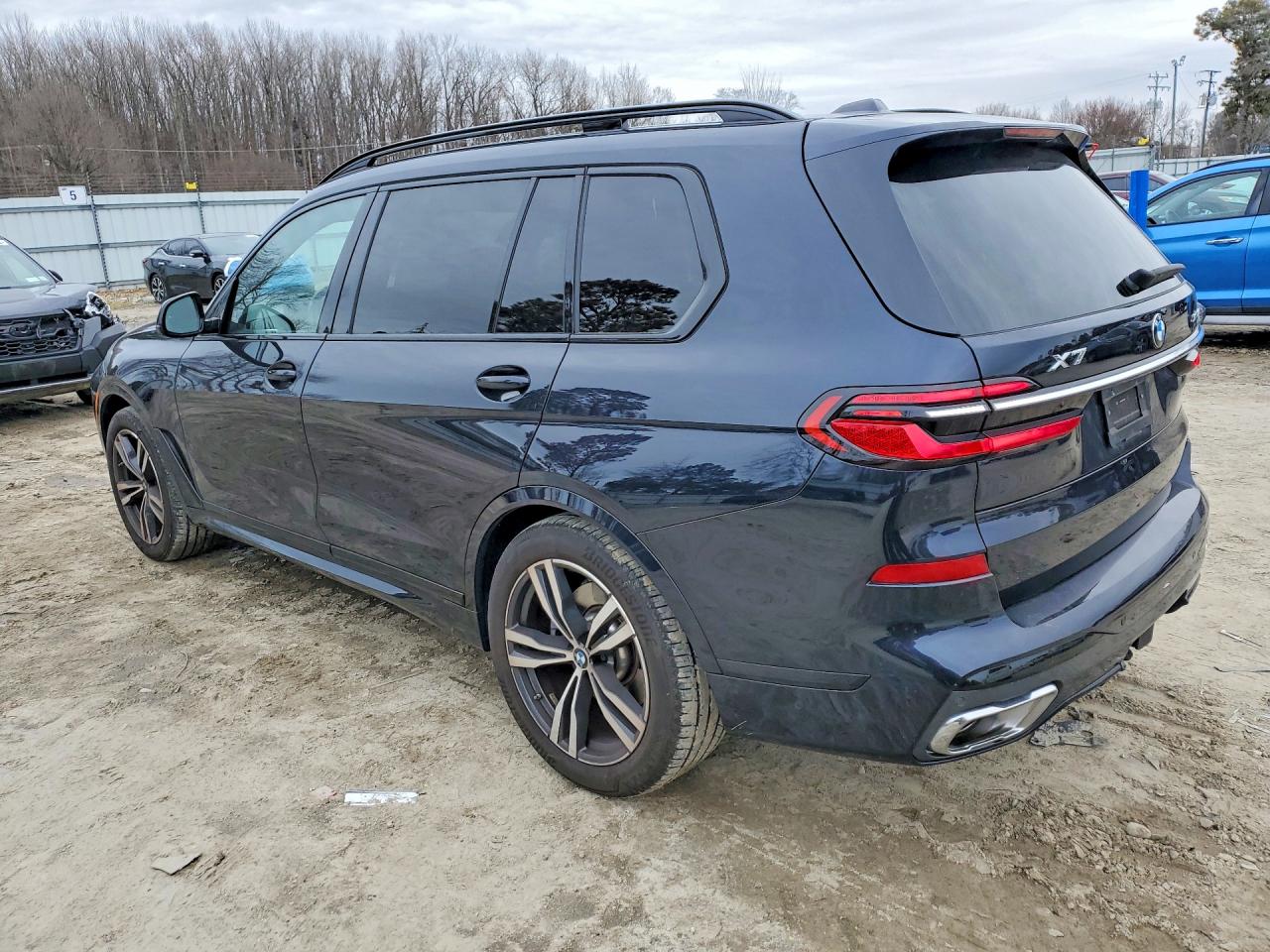 2025 BMW X7 XDRIVE40I photo 2
