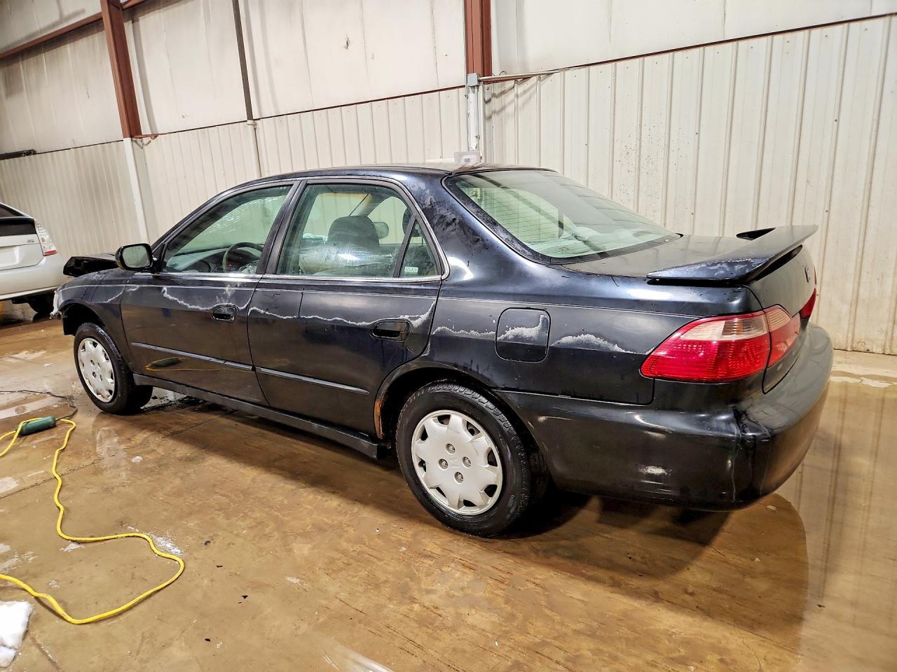 2000 HONDA ACCORD LX photo 2