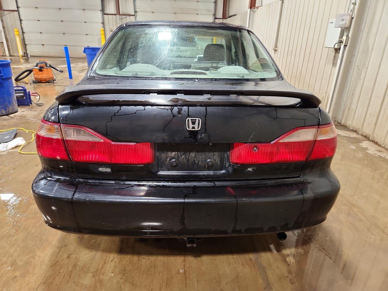 2000 HONDA ACCORD LX photo 6