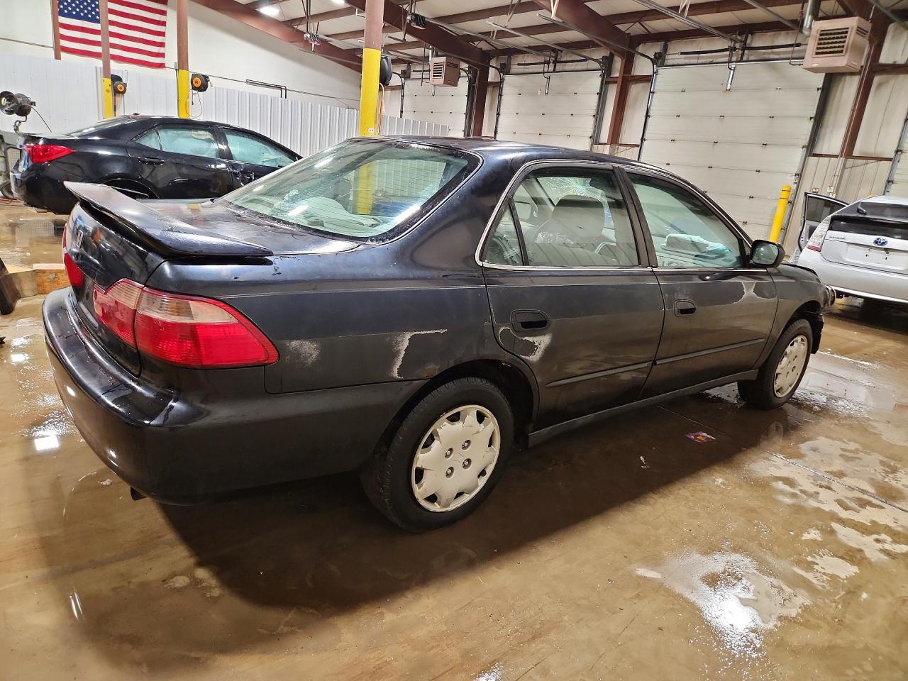 2000 HONDA ACCORD LX photo 3