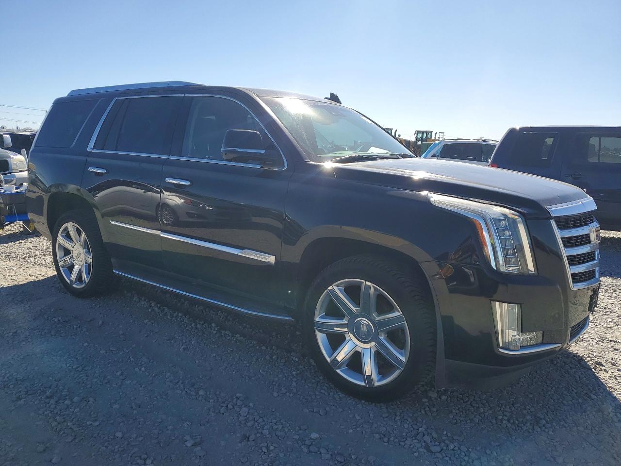 2015 CADILLAC ESCALADE LUXURY photo 7