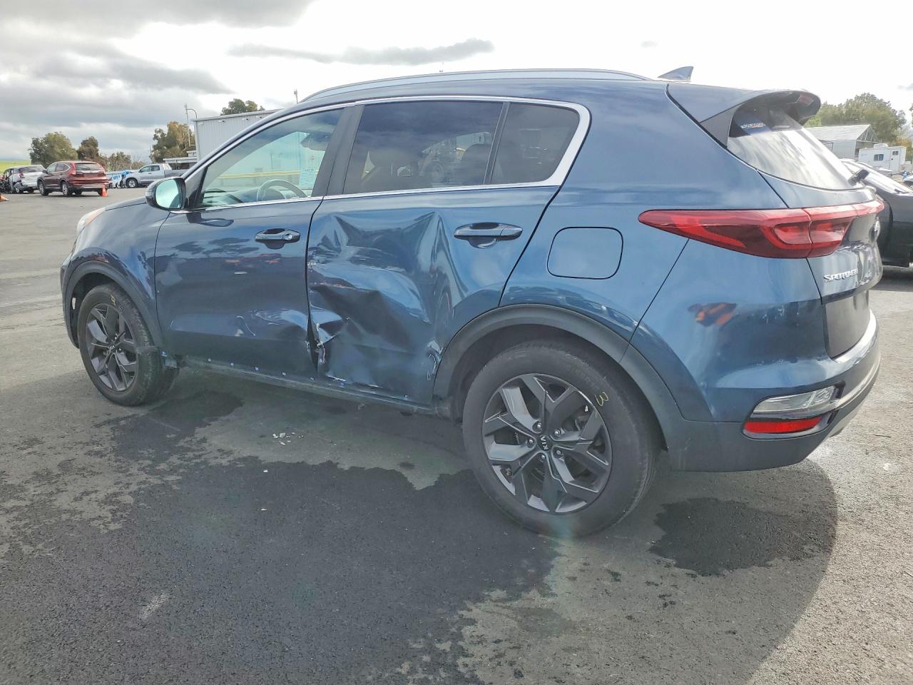2021 KIA SPORTAGE S photo 3