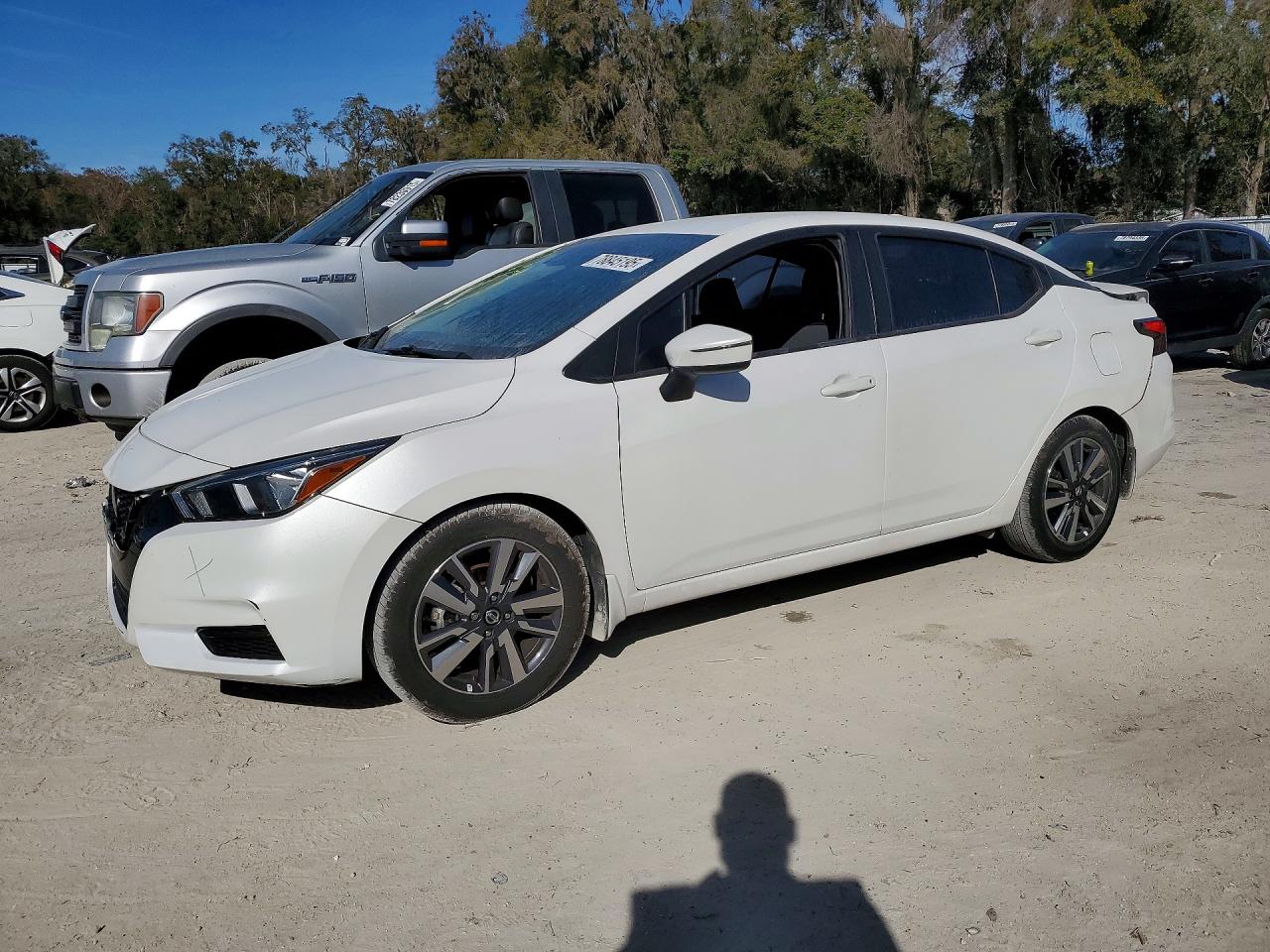 2020 NISSAN VERSA