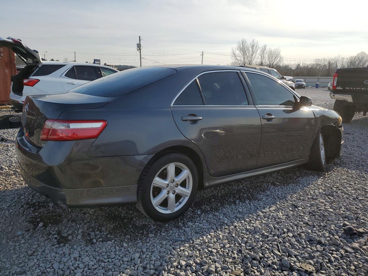 2008 TOYOTA CAMRY SE photo 5