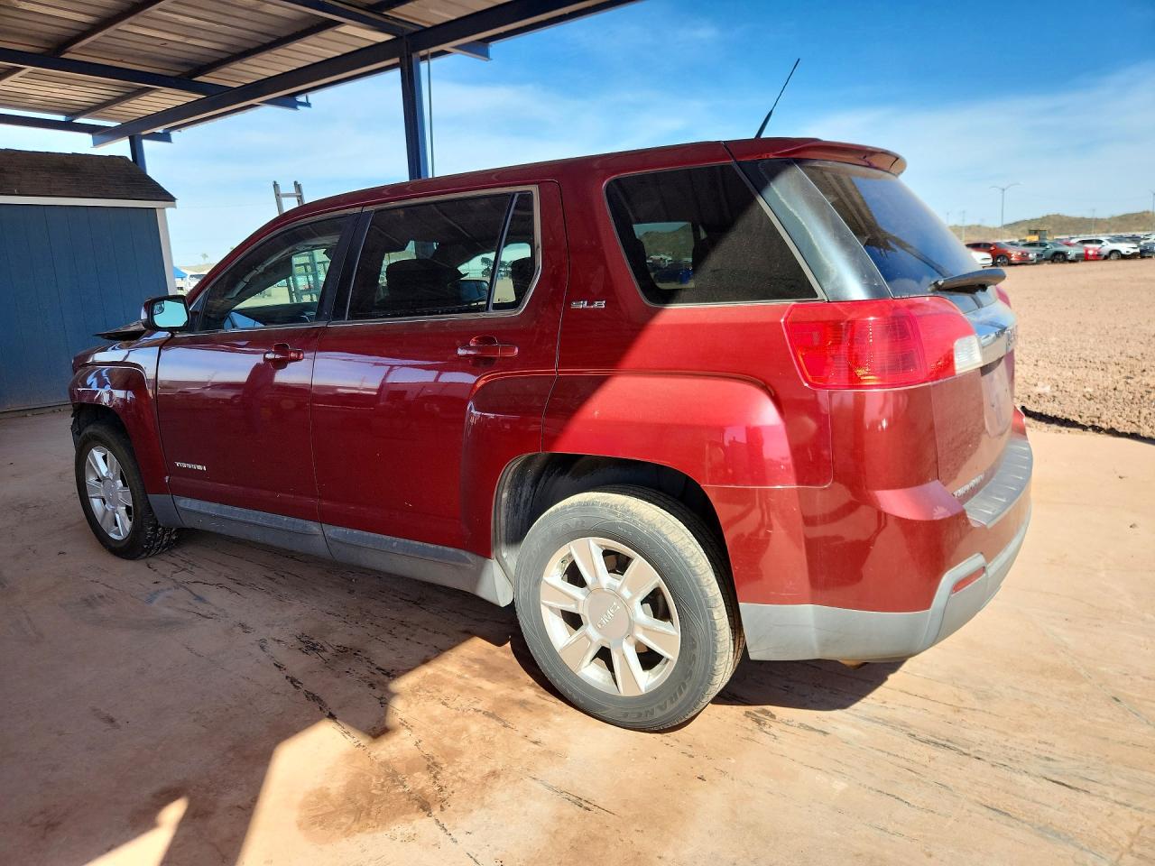 2012 GMC TERRAIN SLE photo 2
