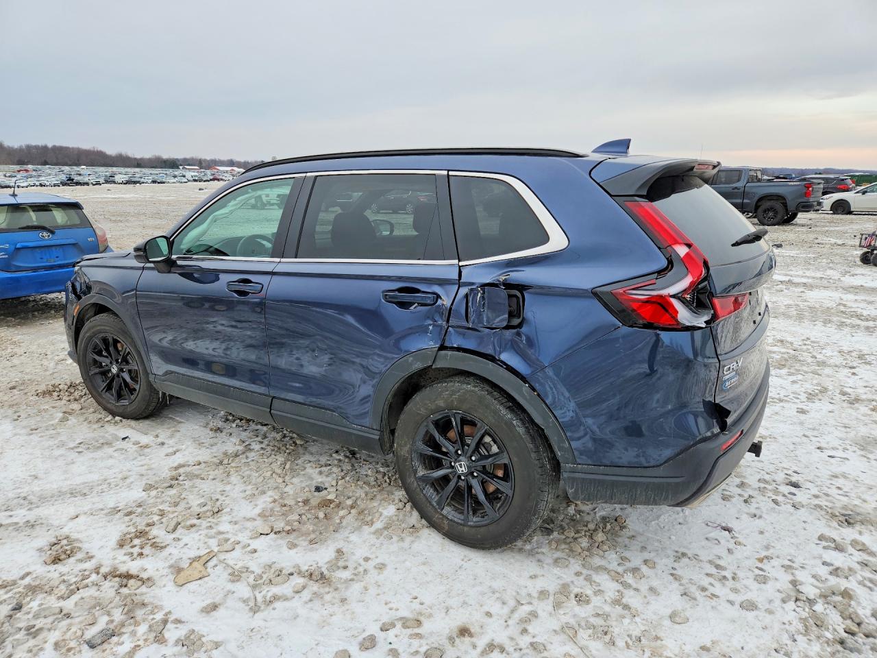 2025 HONDA CR-V SPORT photo 4