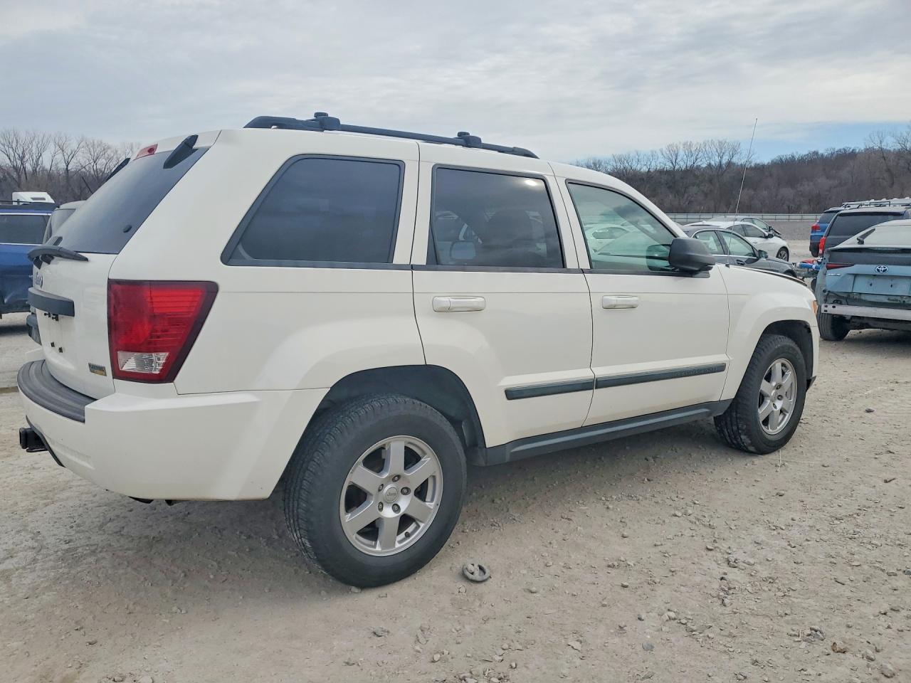 2008 JEEP GRAND CHEROKEE LAREDO photo 5