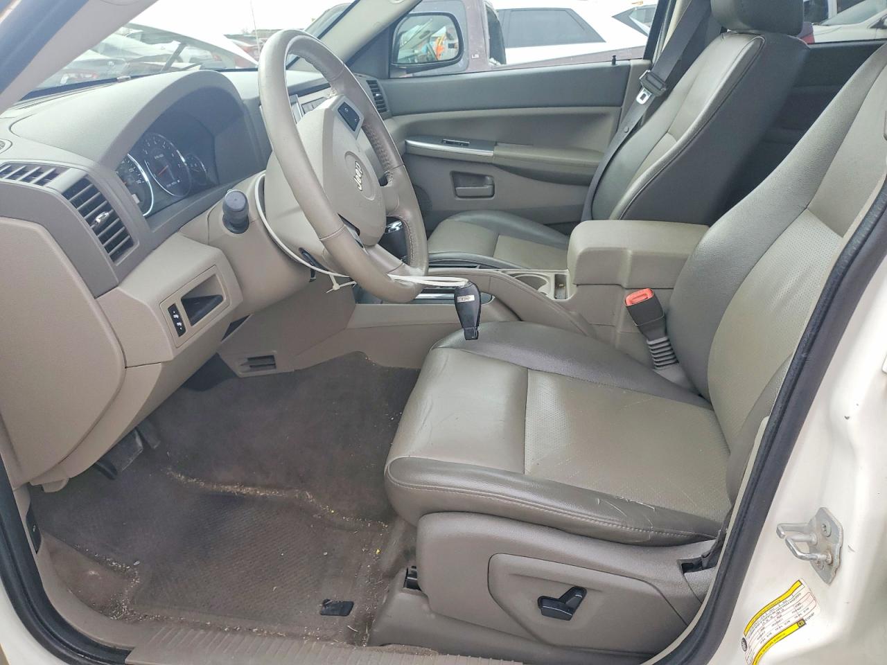 2008 JEEP GRAND CHEROKEE LAREDO photo 13