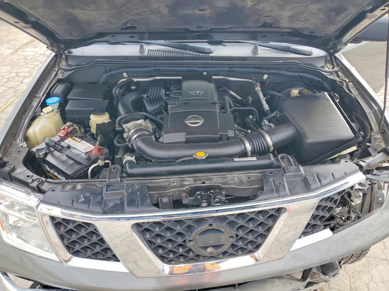 2005 NISSAN FRONTIER SE photo 11