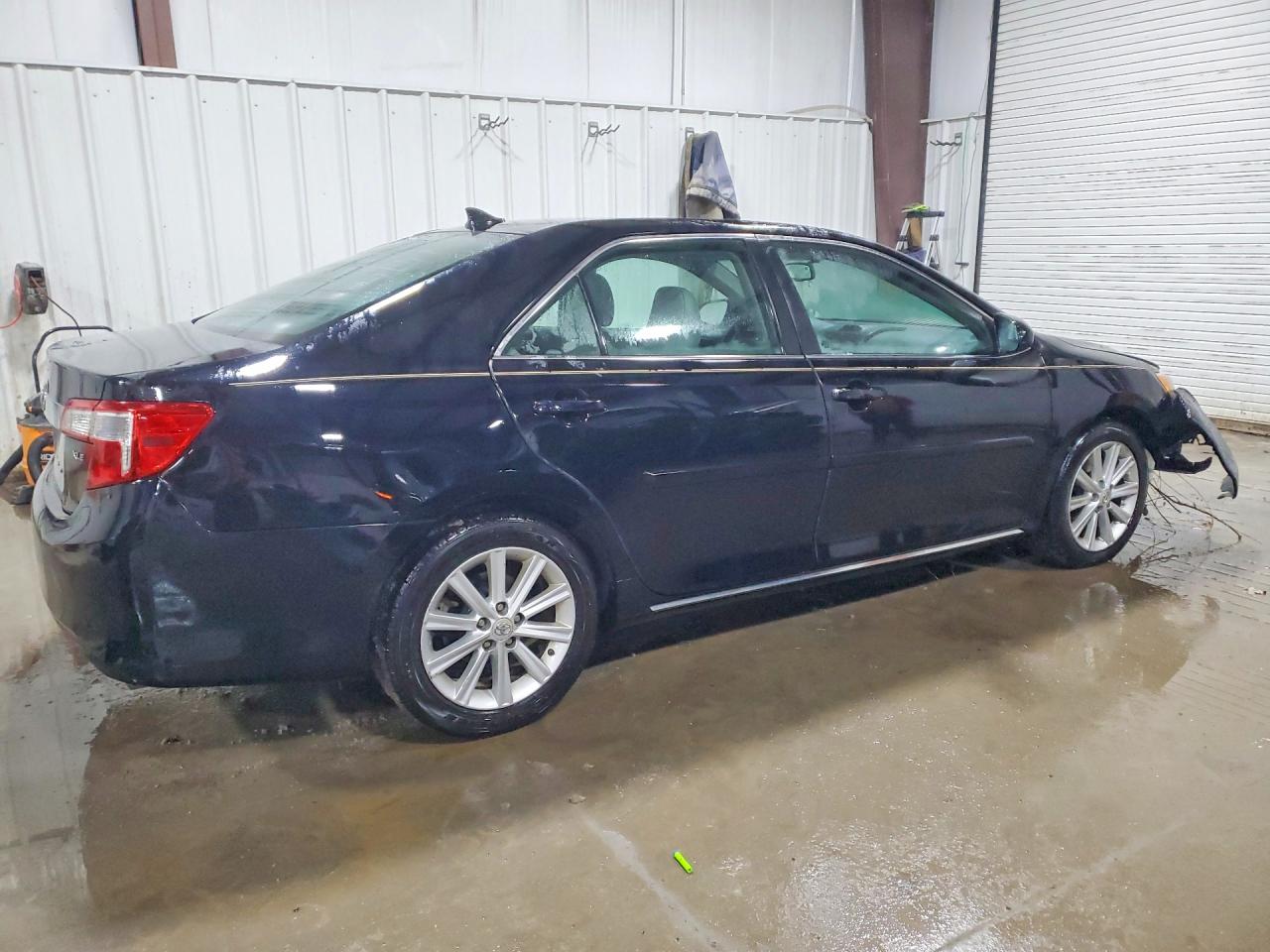 2012 TOYOTA CAMRY XLE V6 photo 5