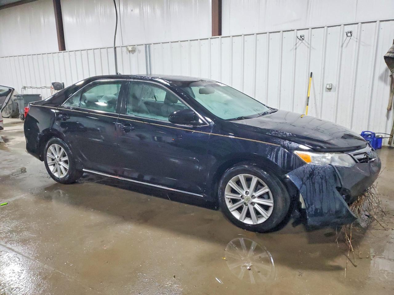 2012 TOYOTA CAMRY XLE V6 photo 7