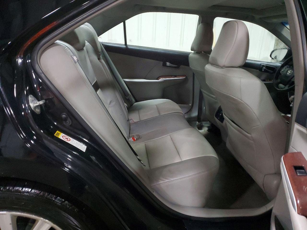 2012 TOYOTA CAMRY XLE V6 photo 19