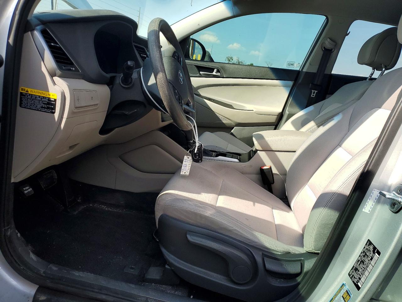 2018 HYUNDAI TUCSON SE photo 13