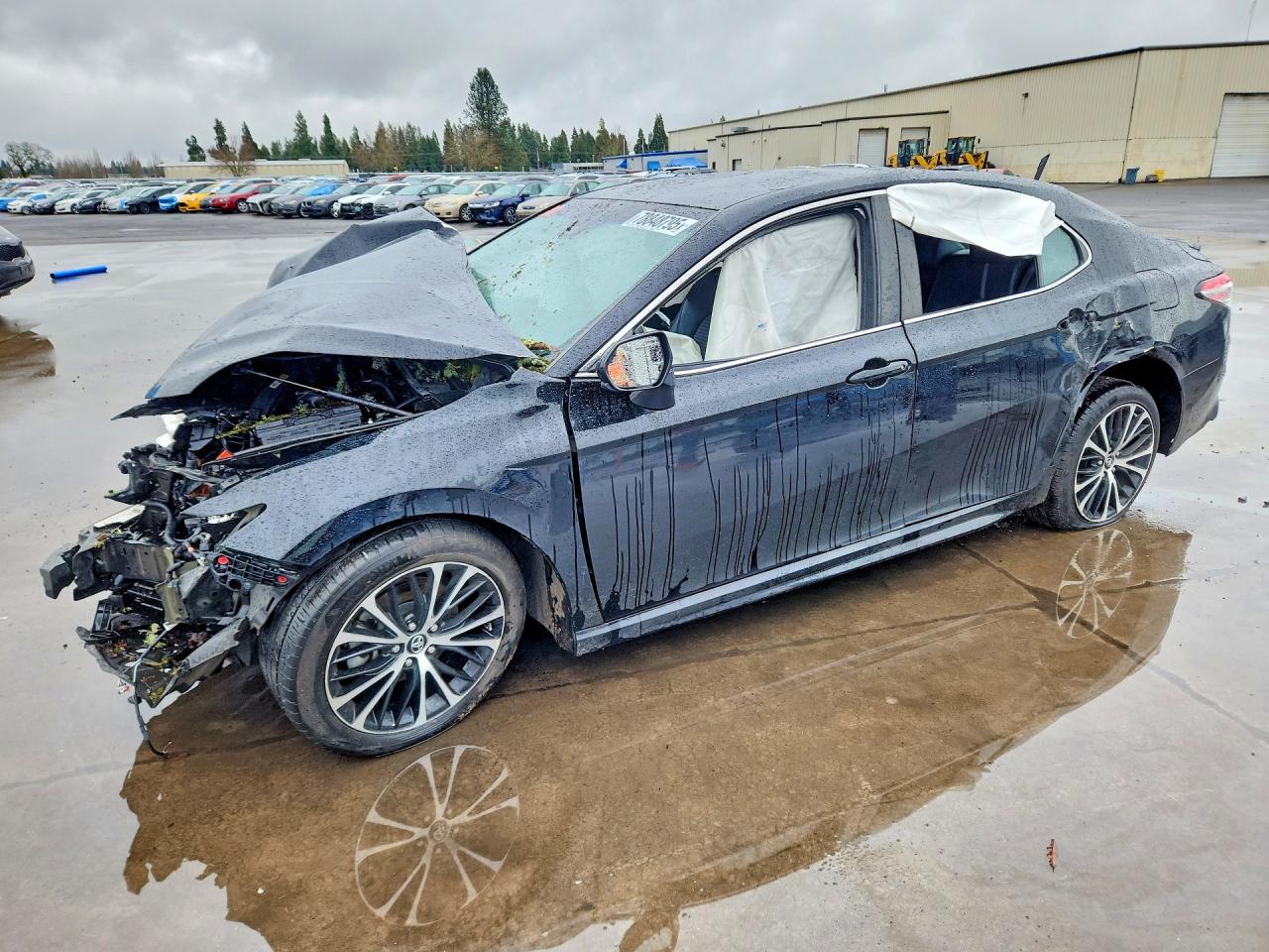 2018 TOYOTA CAMRY