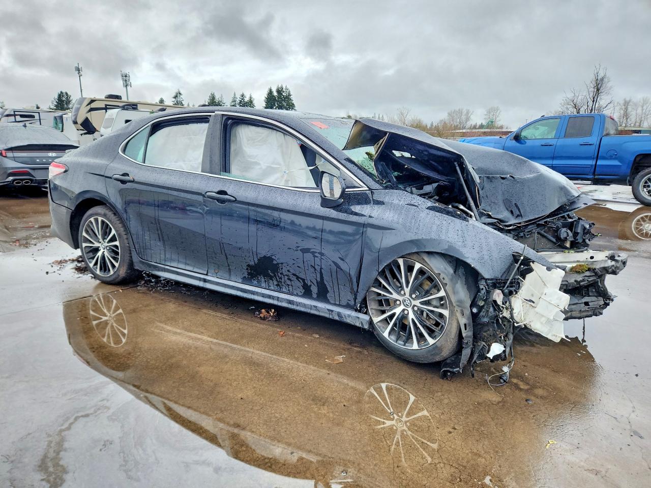 2018 TOYOTA CAMRY SE photo 7