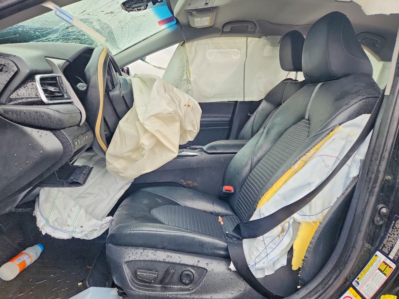 2018 TOYOTA CAMRY SE photo 13