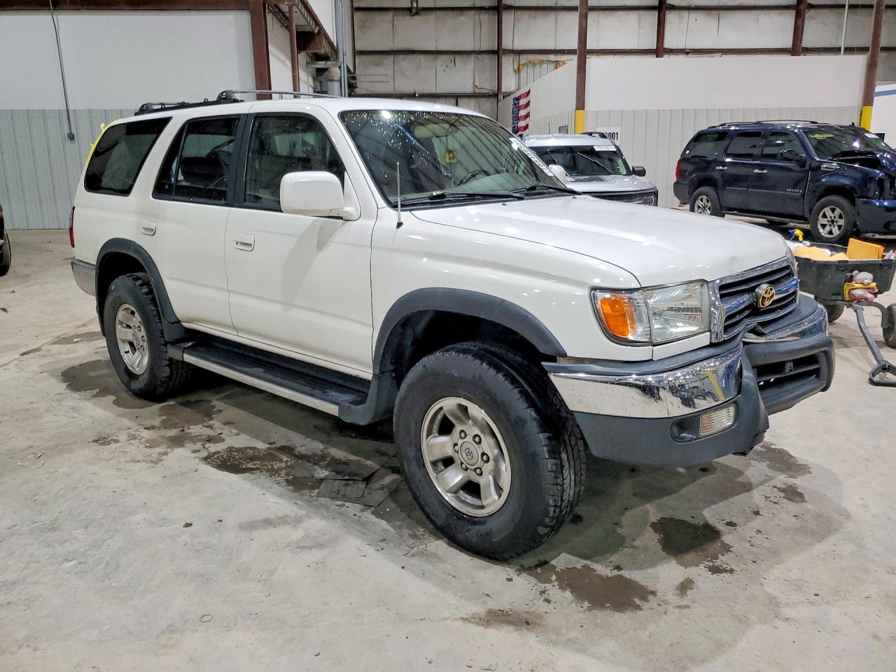 1999 TOYOTA 4RUNNER SR5 photo 4