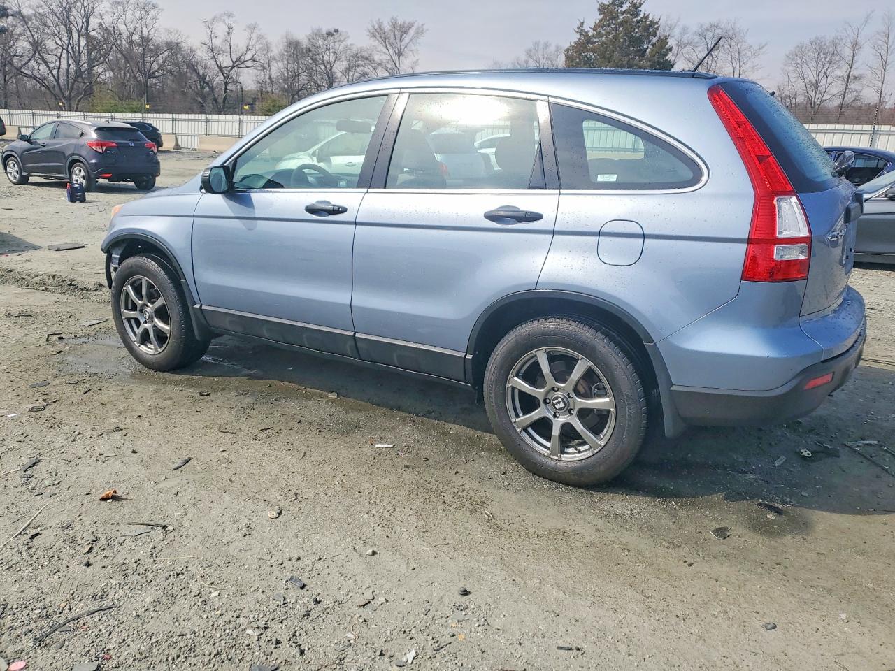 2009 HONDA CR-V LX photo 2