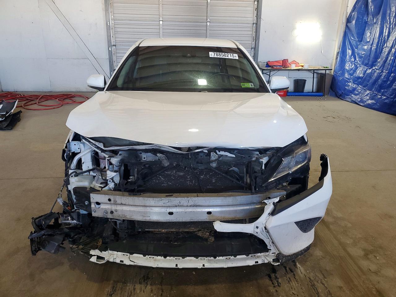 2018 TOYOTA CAMRY SE photo 5