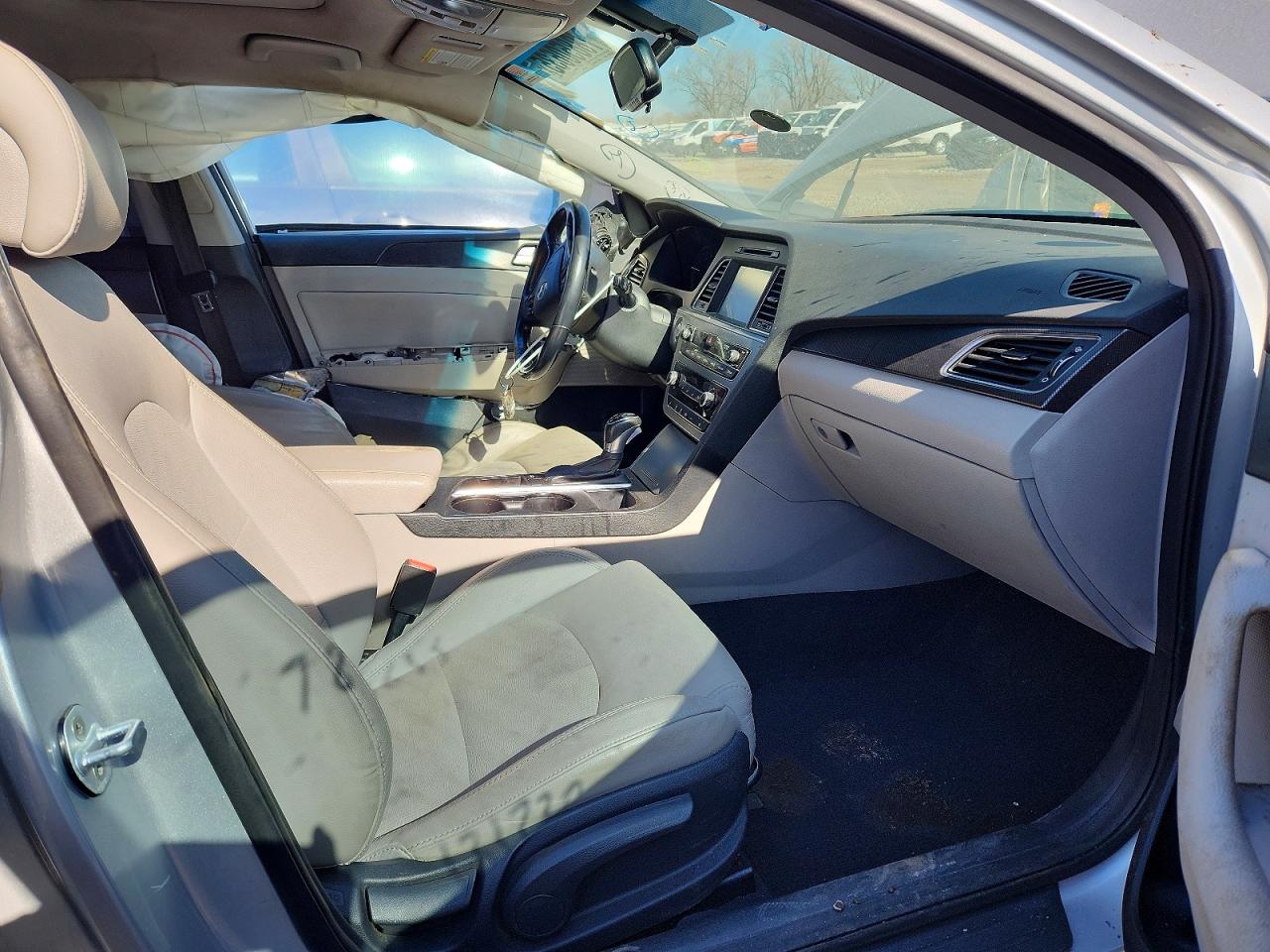 2016 HYUNDAI SONATA SPORT photo 13