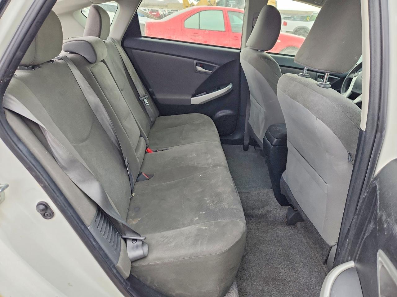 2014 TOYOTA PRIUS TWO photo 10