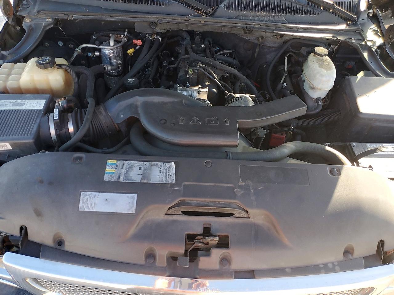 2003 GMC YUKON DENALI photo 34